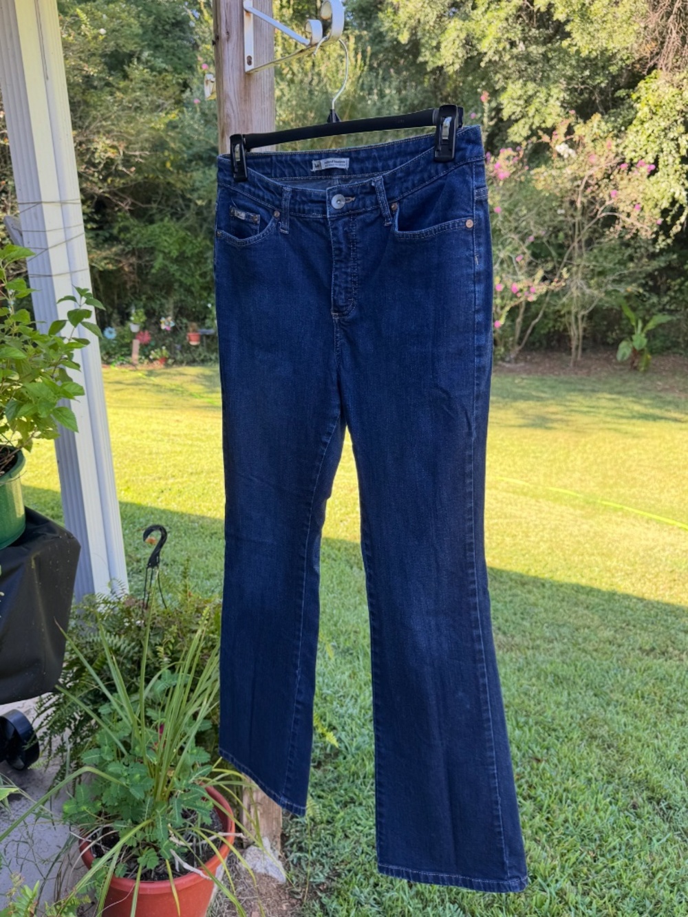 VIntage Lee • Medium Wash 99% Cotton Bootcut Jeans • 33” Inseam • 8L, - Picture 4 of 10